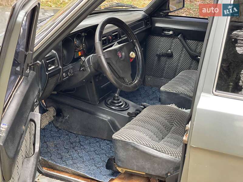 Седан ГАЗ 24-10 Волга 1990 в Одессе
