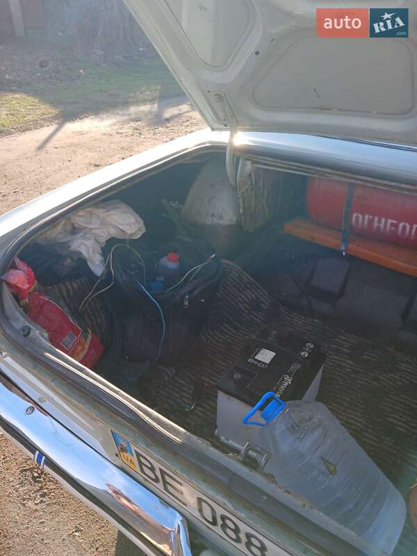 Седан ГАЗ 24-10 Волга 1992 в Воскресенском