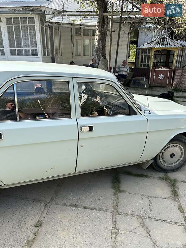 Седан ГАЗ 24-10 Волга 1990 в Черновцах