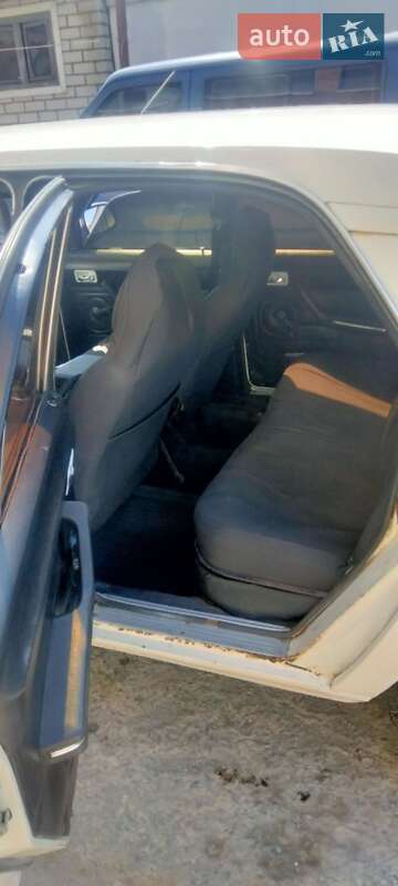 Седан ГАЗ 24-10 Волга 1989 в Павлограде