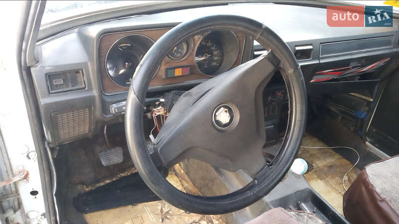Седан ГАЗ 24-10 Волга 1981 в Кременчуці фото 3 Седан ГАЗ 24-10 Волга 1981 в Кременчуці