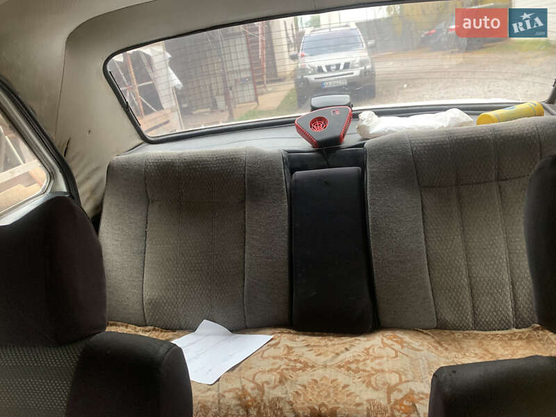 Седан ГАЗ 24-10 Волга 1991 в Киеве