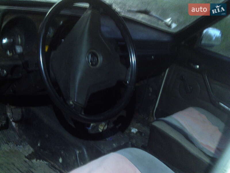 Седан ГАЗ 24-10 Волга 1986 в Хмельницькому фото 4 Седан ГАЗ 24-10 Волга 1986 в Хмельницькому
