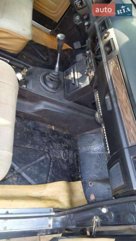 Седан ГАЗ 24-10 Волга 1987 в Харькове