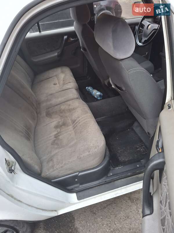 Седан ГАЗ 24-10 Волга 1987 в Броварах