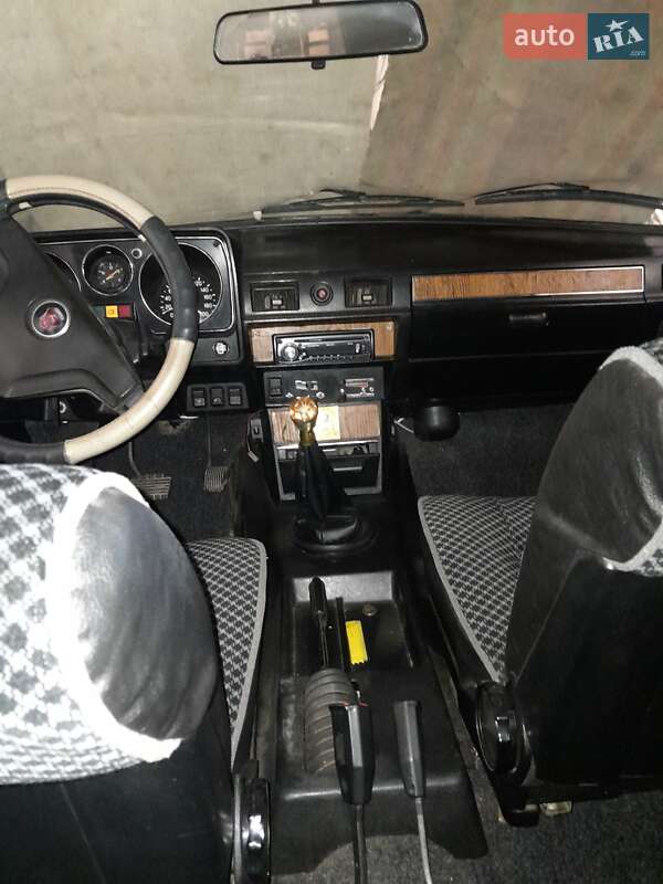 Седан ГАЗ 24-10 Волга 1988 в Тернополі фото 5 Седан ГАЗ 24-10 Волга 1988 в Тернополі