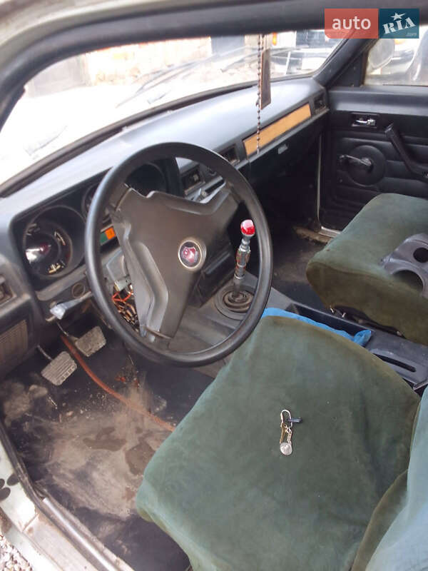 Седан ГАЗ 24-10 Волга 1990 в Теребовле