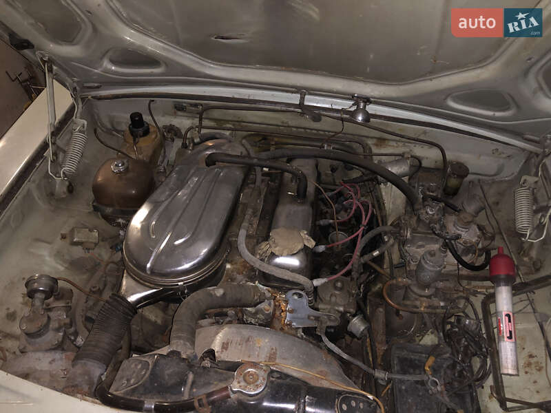 Седан ГАЗ 24 Волга 1979 в Лісниках фото 5 Седан ГАЗ 24 Волга 1979 в Лісниках