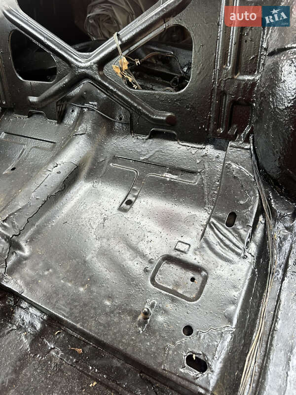 Седан ГАЗ 24 Волга 1978 в Львове фото 42 Седан ГАЗ 24 Волга 1978 в Львове