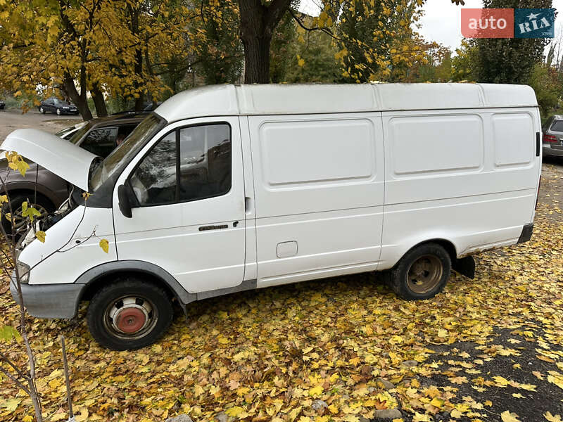Грузовой фургон ГАЗ 2705 Газель 2002 в 