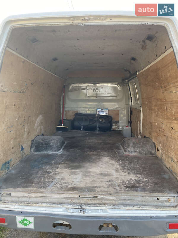 Грузовой фургон ГАЗ 2705 Газель 2010 в Луцке