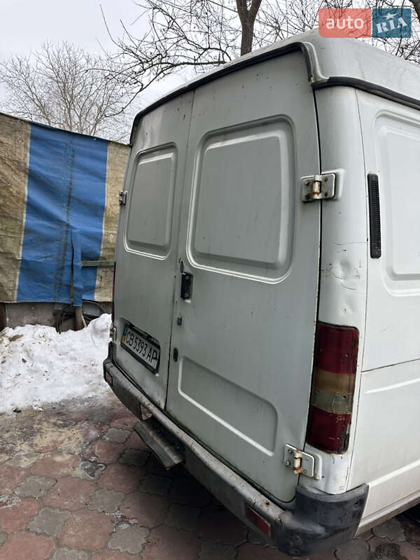 Грузовой фургон ГАЗ 2705 Газель 2000 в Чернигове