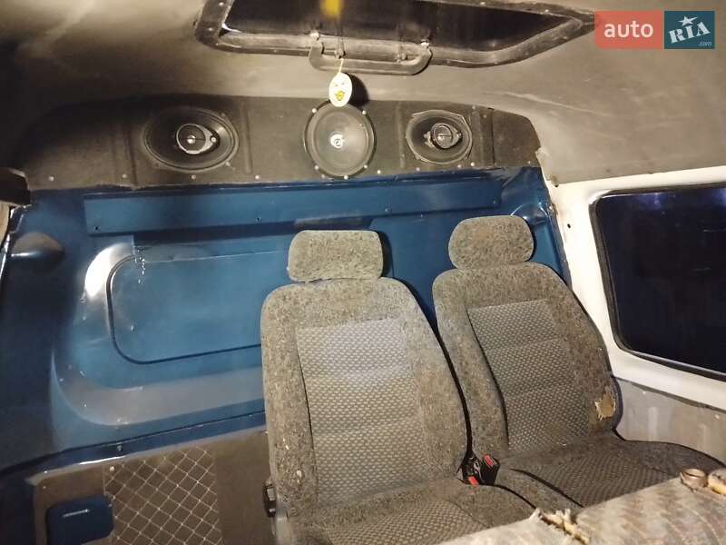 Вантажний фургон ГАЗ 2752 Соболь 2005 в Хотині