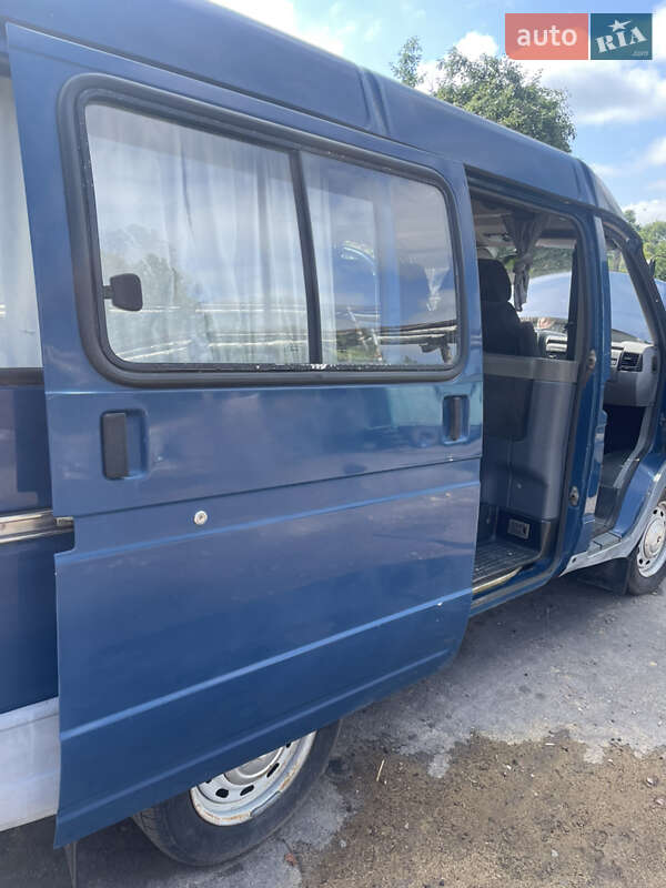 Інші автобуси ГАЗ 2752 Соболь 2003 в Чернігові фото 3 Інші автобуси ГАЗ 2752 Соболь 2003 в Чернігові