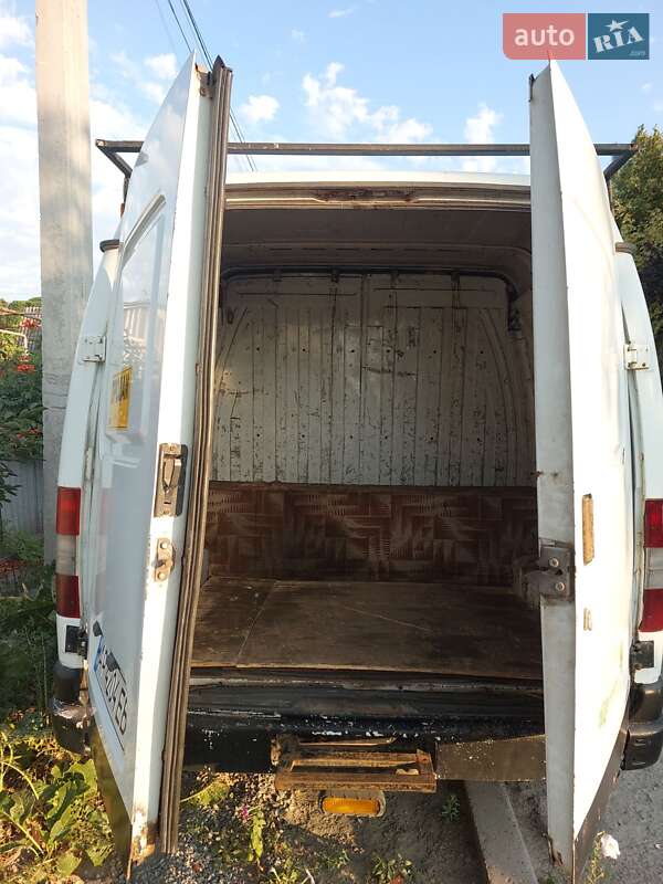 Минивэн ГАЗ 2752 Соболь 2000 в Запорожье