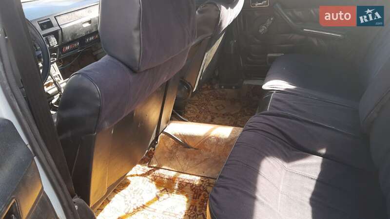 Седан ГАЗ 31029 Волга 1992 в Киеве