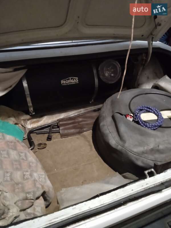 Седан ГАЗ 31029 Волга 1994 в Харькове