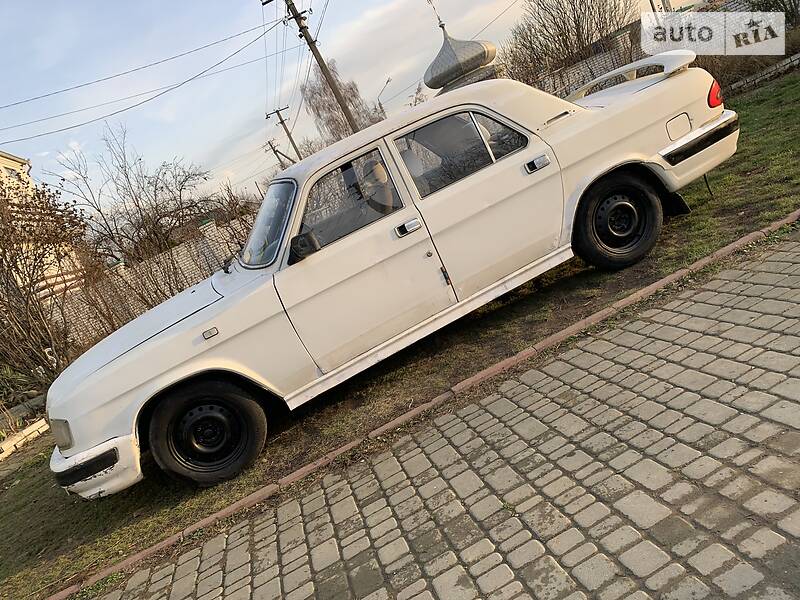 Седан ГАЗ 3110 Волга 2003 в Чернівцях