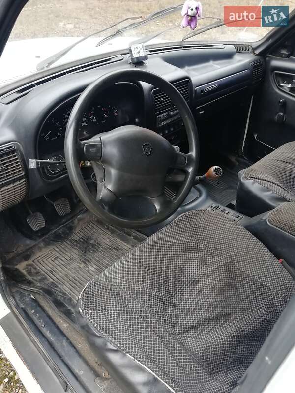 Седан ГАЗ 3110 Волга 2002 в Березане