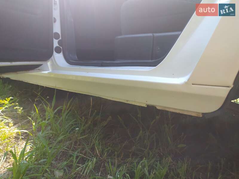 Седан ГАЗ 3110 Волга 2003 в Чернигове фото 61 Седан ГАЗ 3110 Волга 2003 в Чернигове