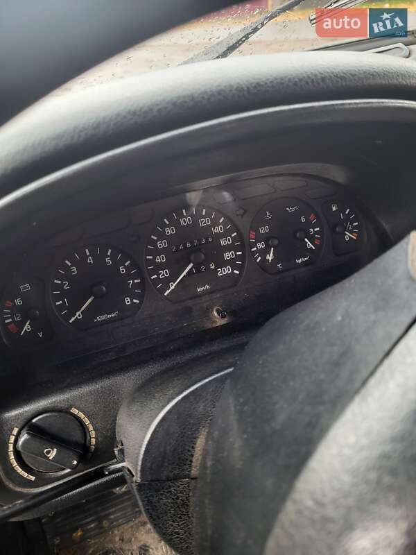 Седан ГАЗ 3110 Волга 1999 в Ніжині