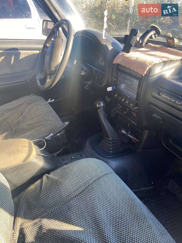 Седан ГАЗ 3110 Волга 2003 в Кропивницькому