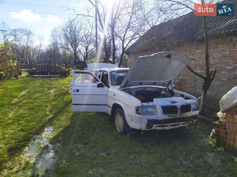 Седан ГАЗ 3110 Волга 2003 в Млиніві