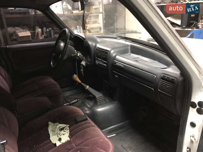 Седан ГАЗ 3110 Волга 2002 в Вінниці