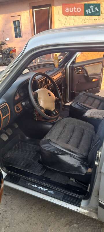 Седан ГАЗ 3110 Волга 2003 в Благовіщенську