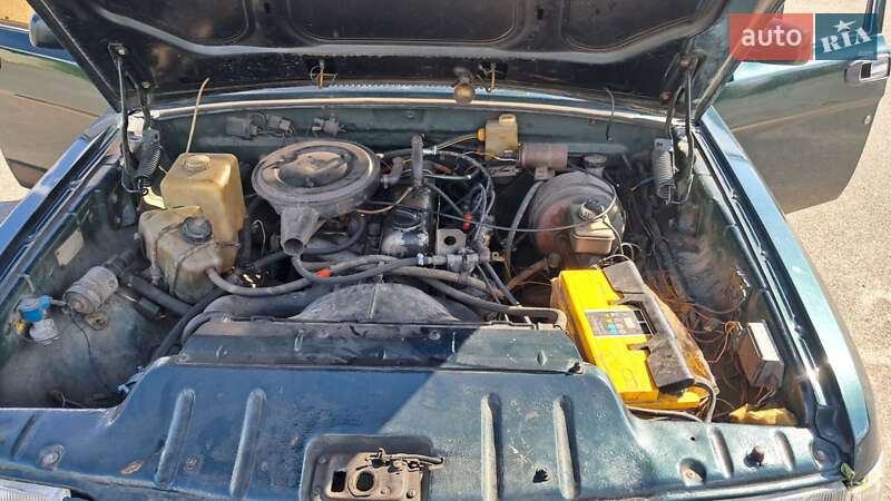 Седан ГАЗ 3110 Волга 2000 в Иванкове