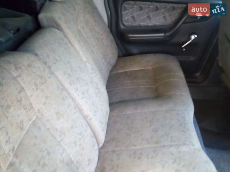 Седан ГАЗ 3110 Волга 2002 в Львові
