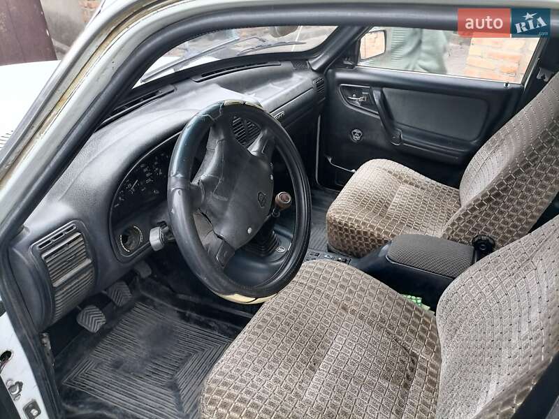 Седан ГАЗ 3110 Волга 1999 в Кропивницькому