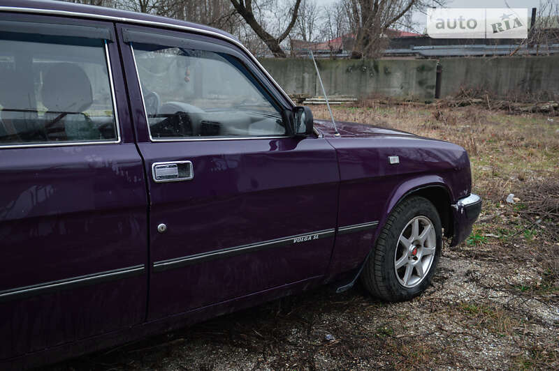 Седан ГАЗ 3110 Волга 2001 в Черкасах