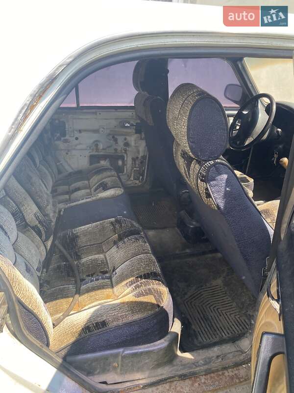 Седан ГАЗ 3110 Волга 2002 в Харькове фото 6 Седан ГАЗ 3110 Волга 2002 в Харькове