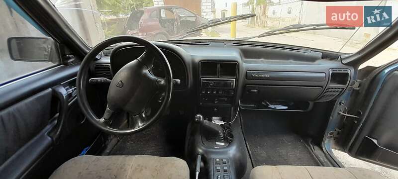 Седан ГАЗ 3110 Волга 2004 в Николаеве фото 4 Седан ГАЗ 3110 Волга 2004 в Николаеве