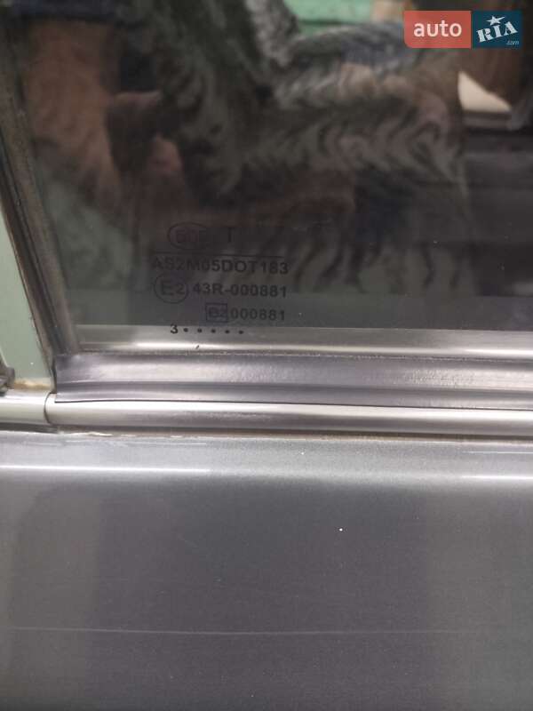 Седан ГАЗ 3110 Волга 2003 в Южному фото 12 Седан ГАЗ 3110 Волга 2003 в Южному