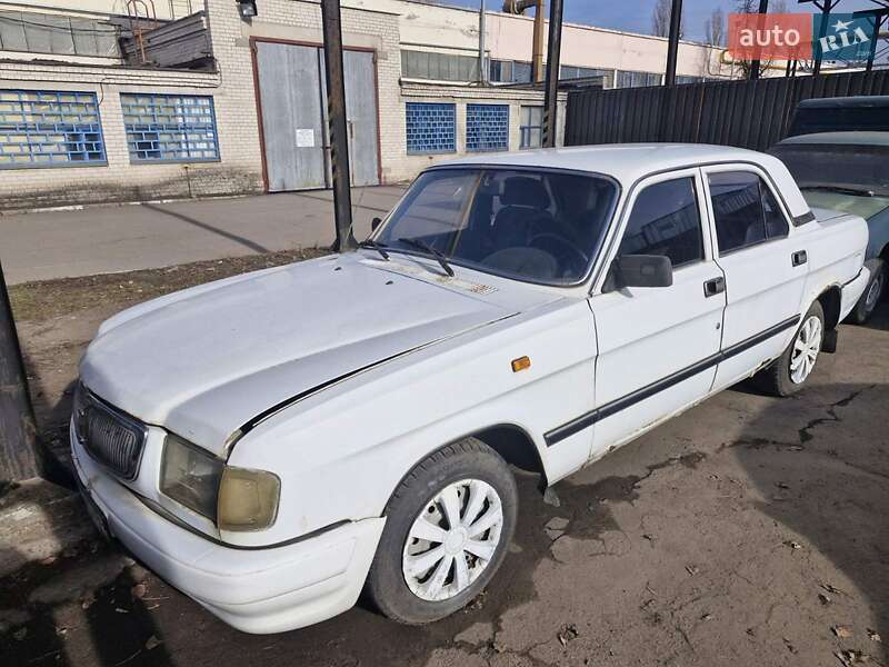 Седан ГАЗ 3110 Волга 2000 в 