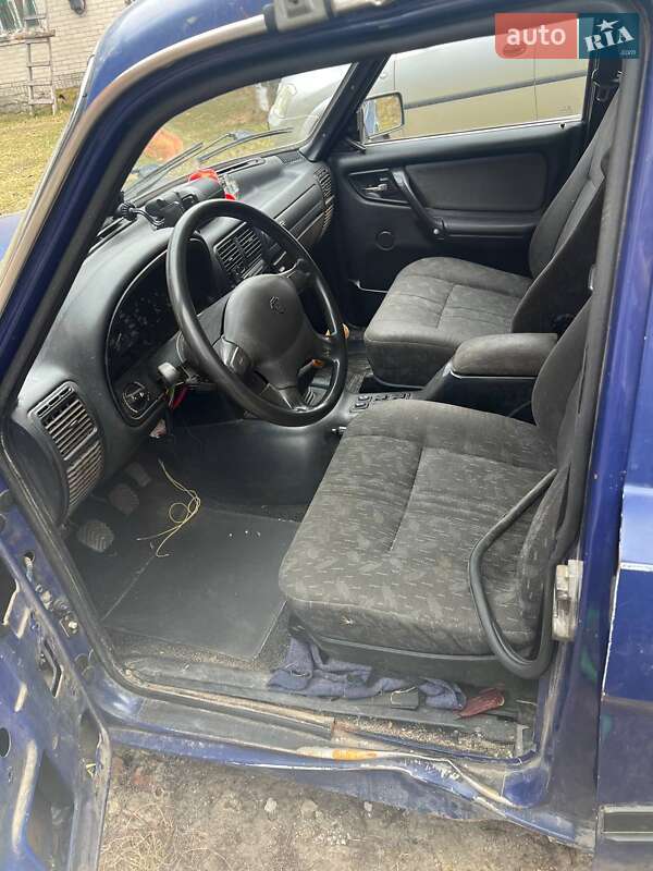 Седан ГАЗ 3110 Волга 2000 в Киеве фото 14 Седан ГАЗ 3110 Волга 2000 в Киеве