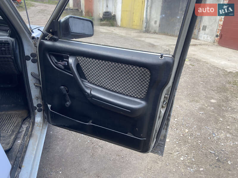 Седан ГАЗ 3110 Волга 1999 в Львове