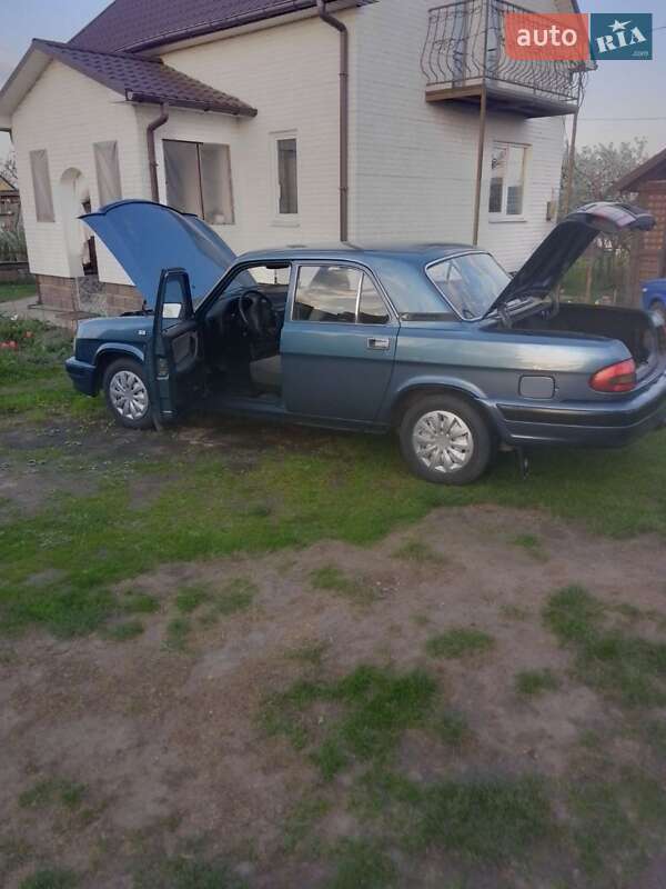 Седан ГАЗ 3110 Волга 2003 в Вараші