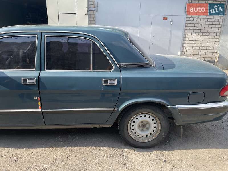 Седан ГАЗ 3110 Волга 2001 в Каменском