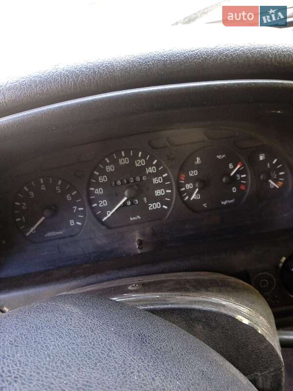 Седан ГАЗ 3110 Волга 1999 в Першотравенске