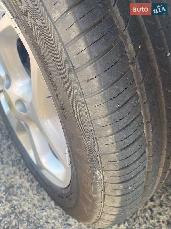 Седан ГАЗ 3110 Волга 2000 в Одесі