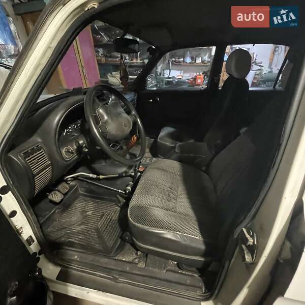 Седан ГАЗ 3110 Волга 1999 в Миронівці