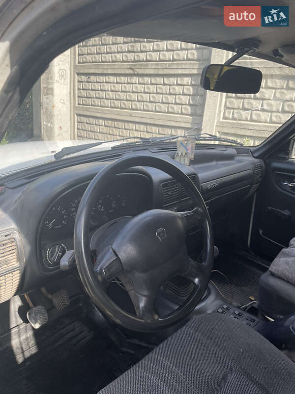 Седан ГАЗ 3110 Волга 2000 в Днепре