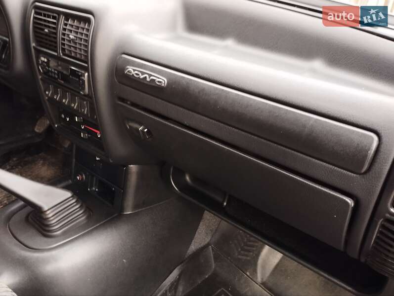 Седан ГАЗ 3110 Волга 2002 в Запорожье