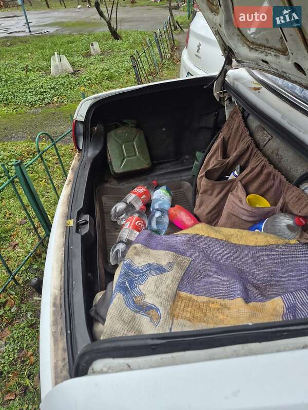 Седан ГАЗ 3110 Волга 2003 в Киеве