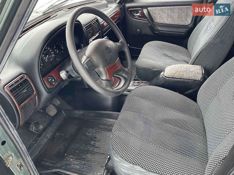 Седан ГАЗ 3110 Волга 2003 в Сумах