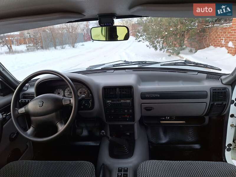 Седан ГАЗ 3110 Волга 2000 в Ізюмі