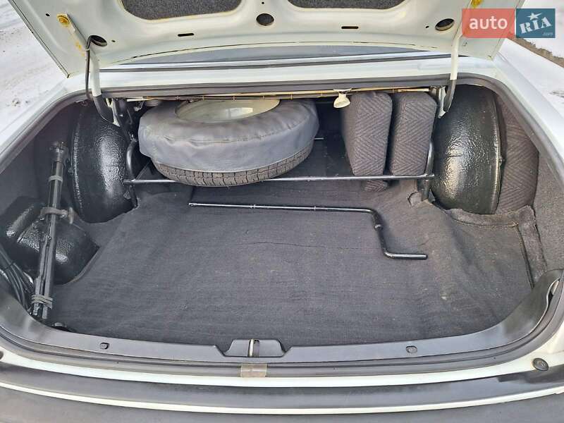 Седан ГАЗ 3110 Волга 2000 в Ізюмі